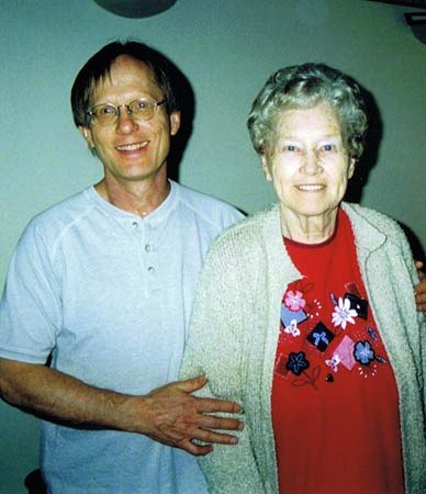 08Mom_Tim01