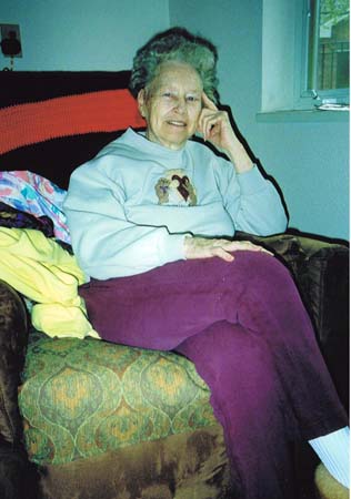 12Mom_in_Rocker