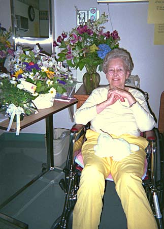 mom02